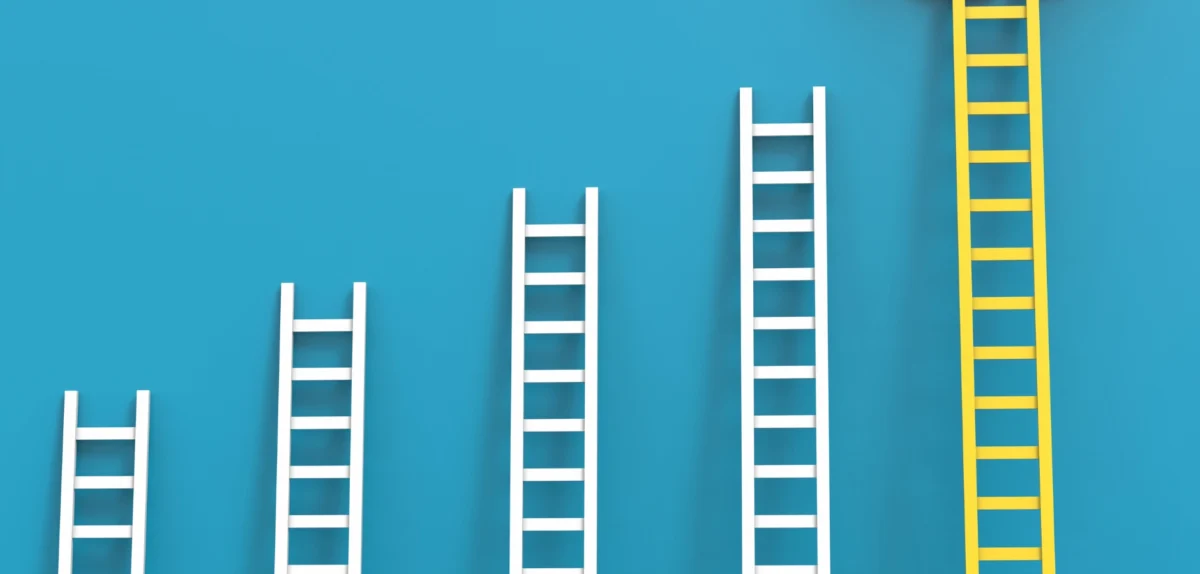 A row of five ladders of varying heights against a bright blue background, with the tallest ladder in yellow highlighting progress.